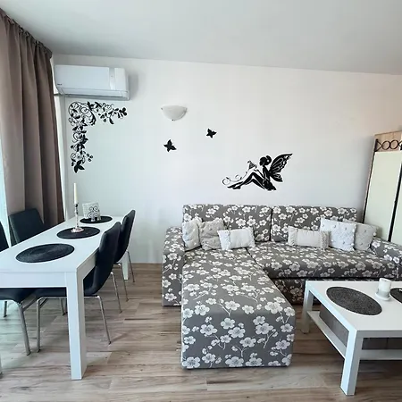 Lamai Sarafovo Apartament *